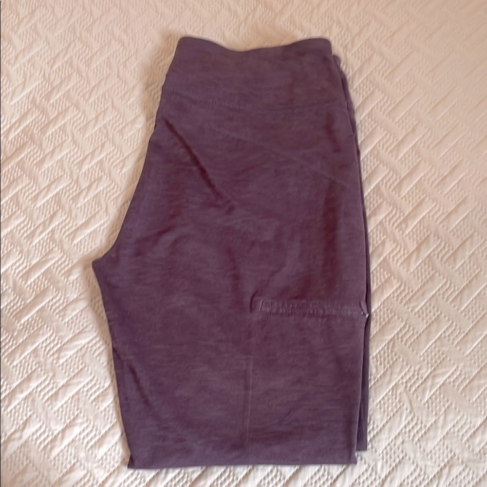 Duluth Trading Co Heather Plum Noga Slim Leg  (P11)